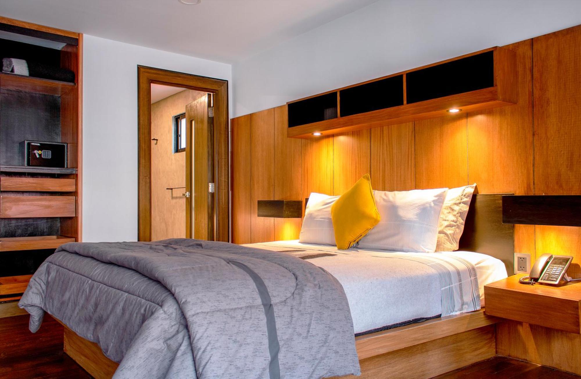 Madero Hotel & Suites 라파스 외부 사진