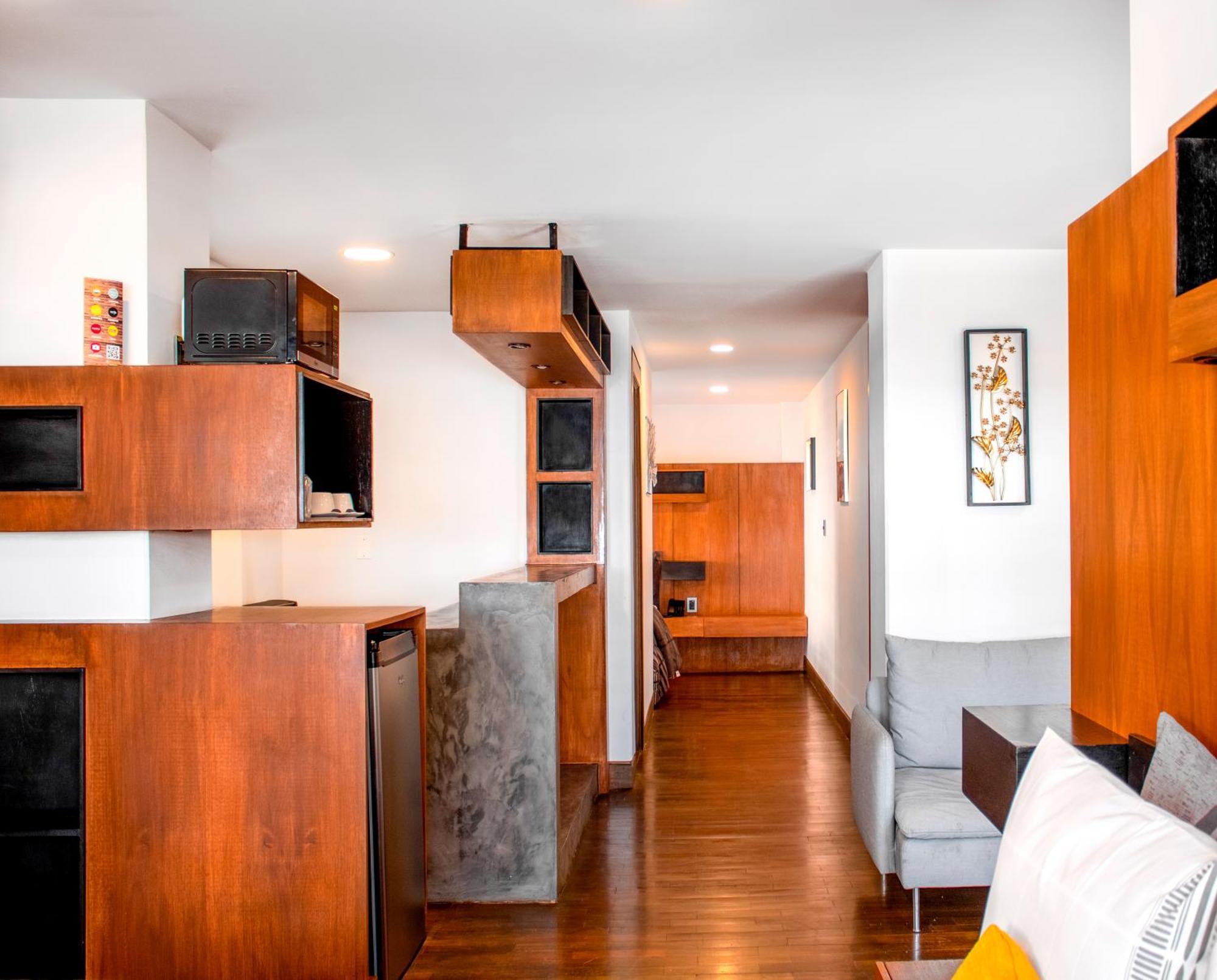 Madero Hotel & Suites 라파스 외부 사진