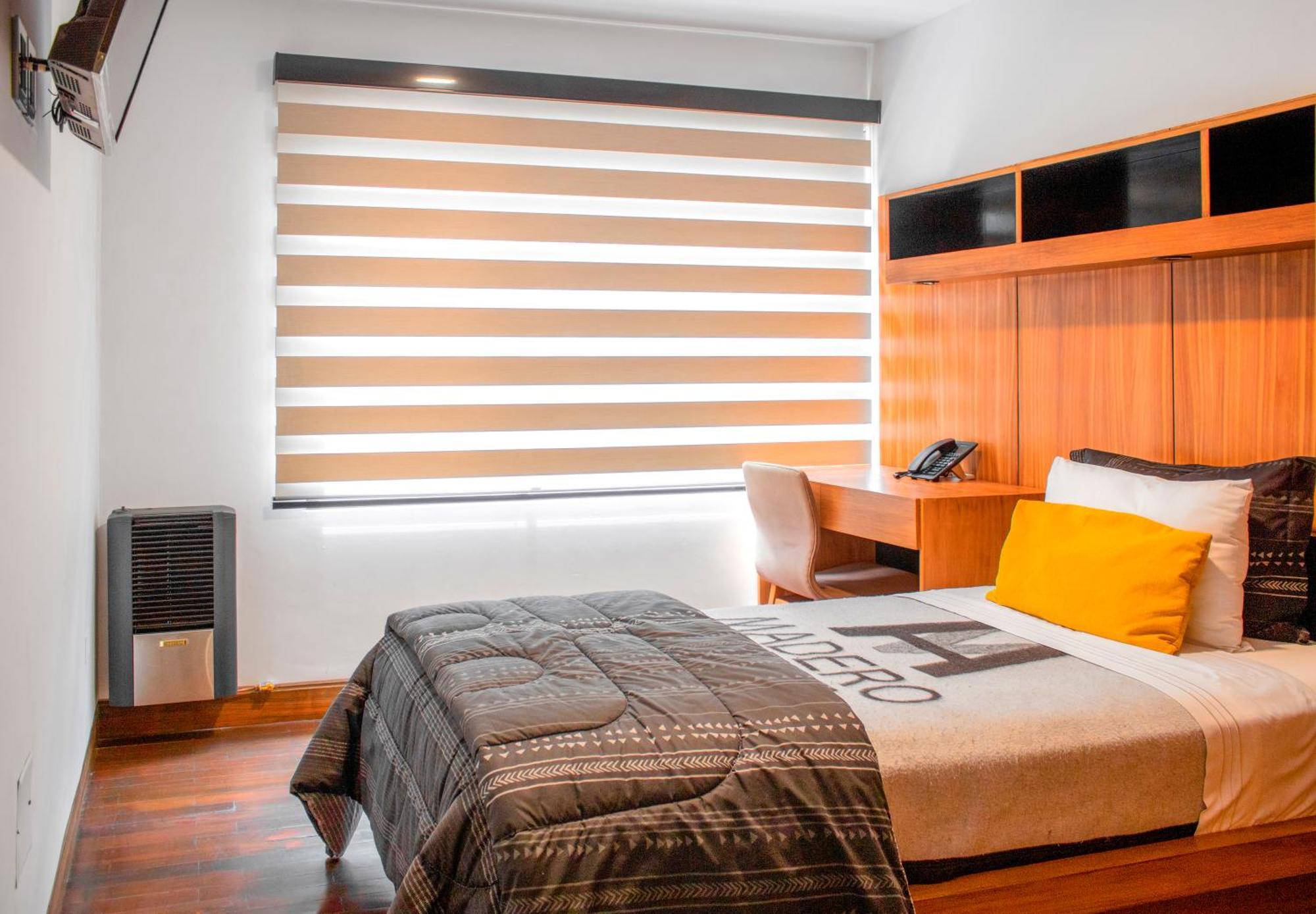 Madero Hotel & Suites 라파스 외부 사진