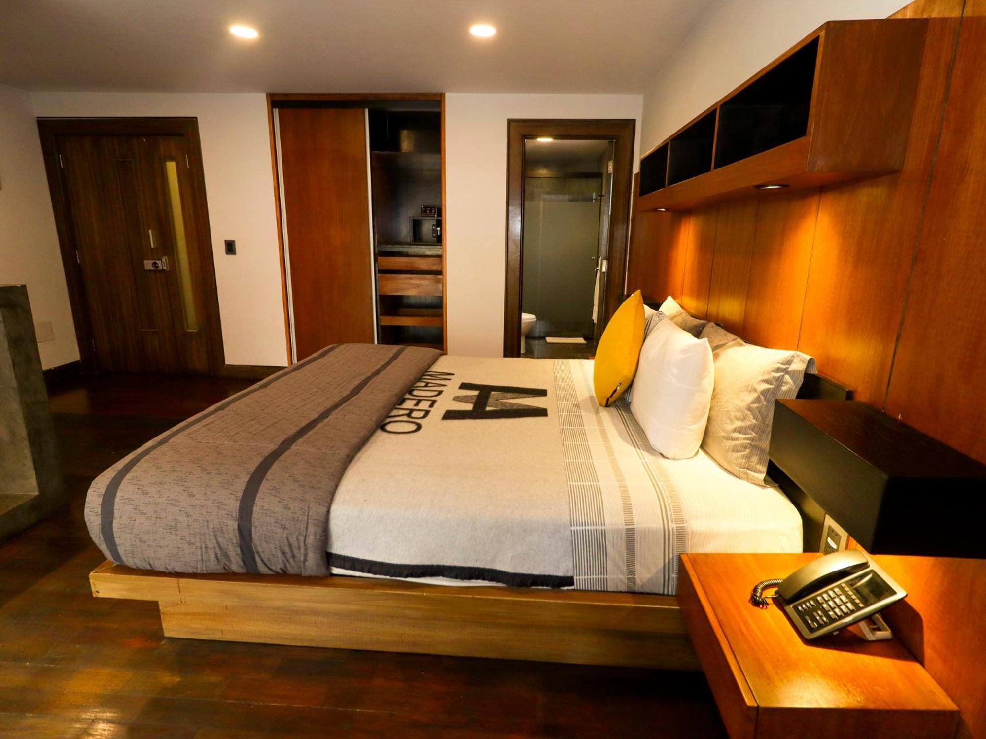 Madero Hotel & Suites 라파스 외부 사진